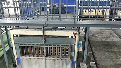 輕質微孔發(fā)泡混凝土墻板生產設備-專業(yè)建筑隔墻板成套設備-新型墻板機廠家
